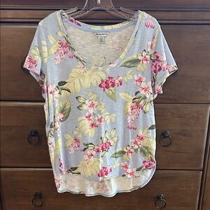Tommy Bahama Floral Women's Top - Blue and Pink